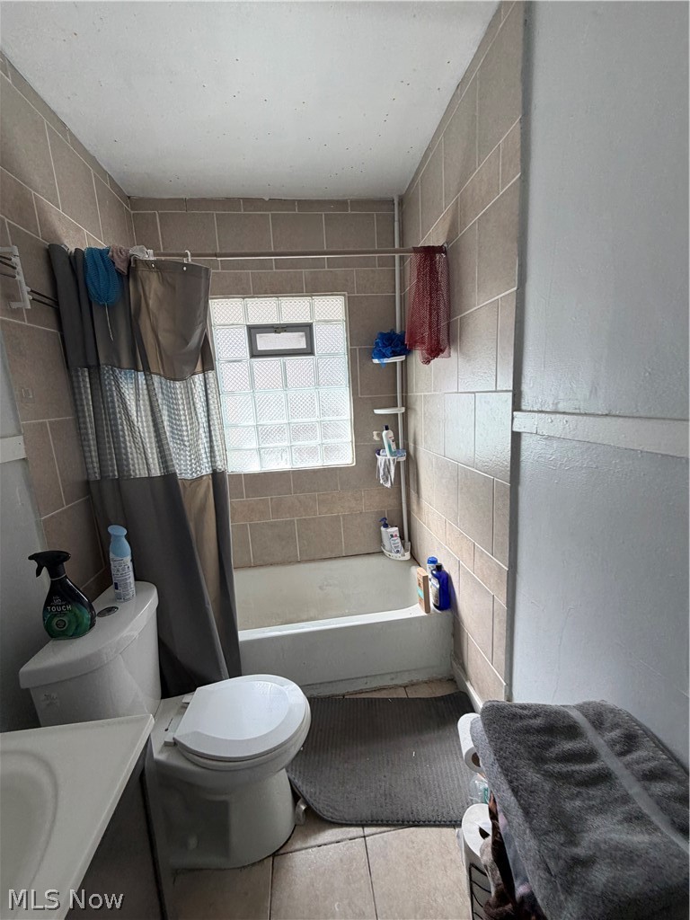 3424 W 117th Street Cleveland OH 44111