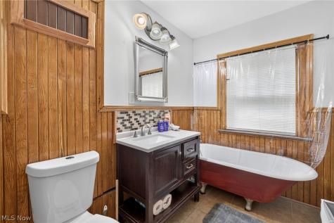 3515 Archwood Avenue Cleveland OH 44109