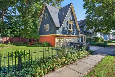 3515 Archwood Avenue Cleveland OH 44109