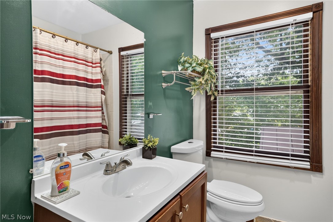 3515 Archwood Avenue Cleveland OH 44109
