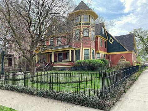 3515 Archwood Avenue Cleveland OH 44109