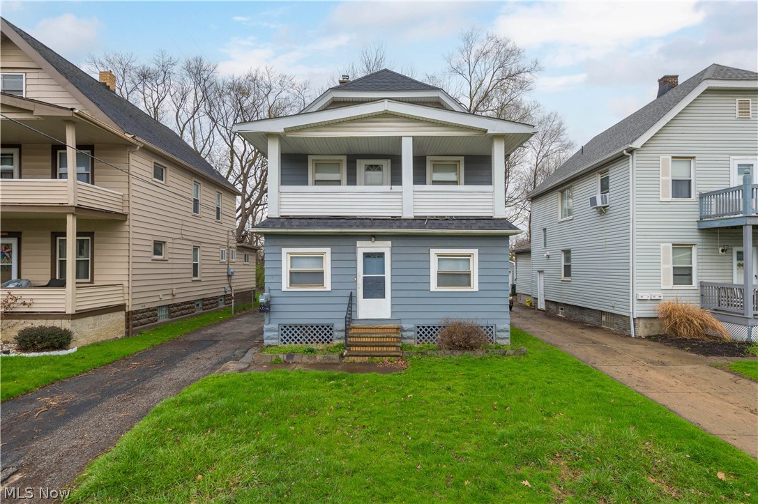 4004 E 52nd Street Newburgh Heights OH 44105