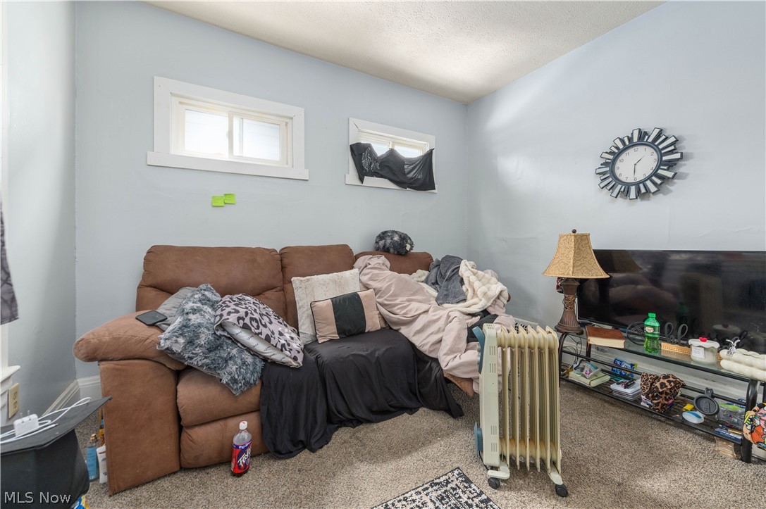 4004 E 52nd Street Newburgh Heights OH 44105