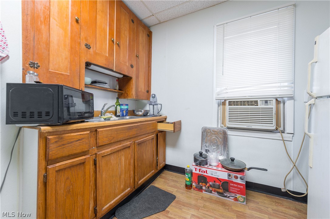 4004 E 52nd Street Newburgh Heights OH 44105