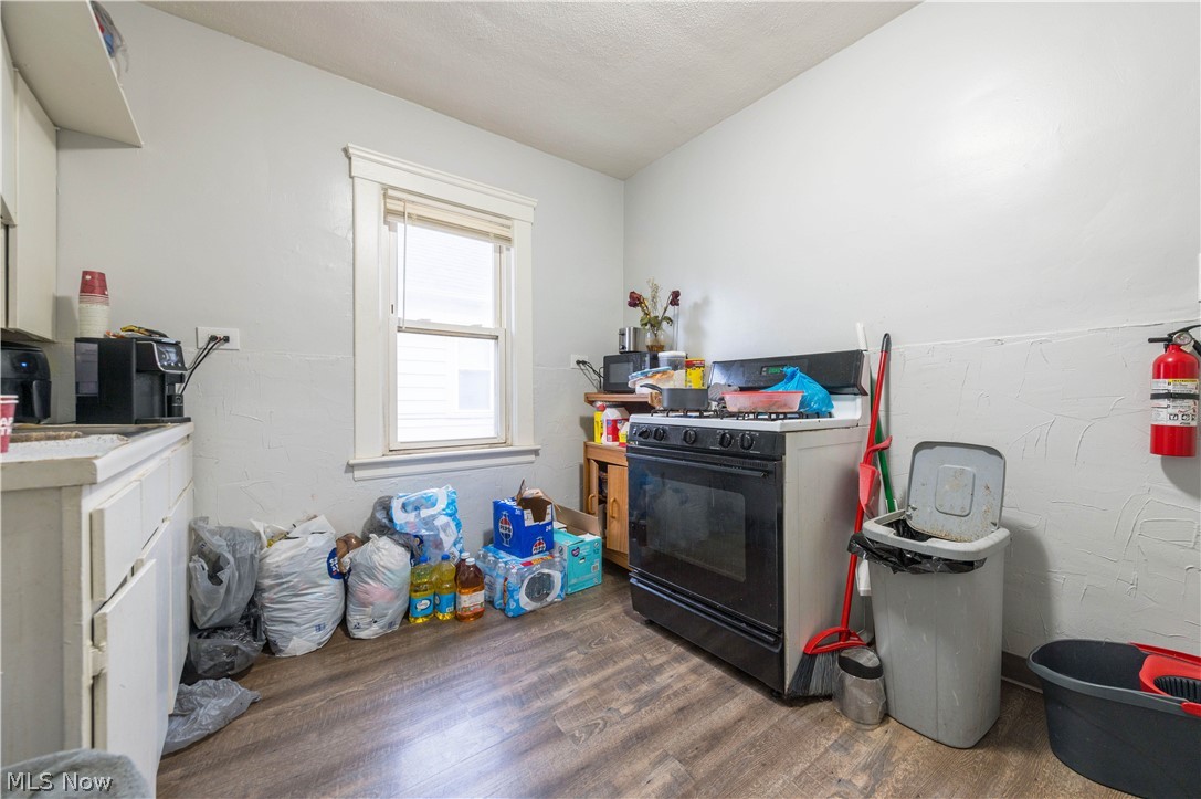 4004 E 52nd Street Newburgh Heights OH 44105