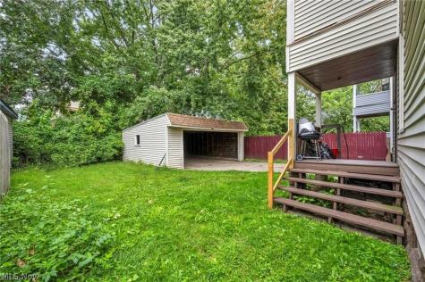 2822 Saratoga Avenue Cleveland OH 44109