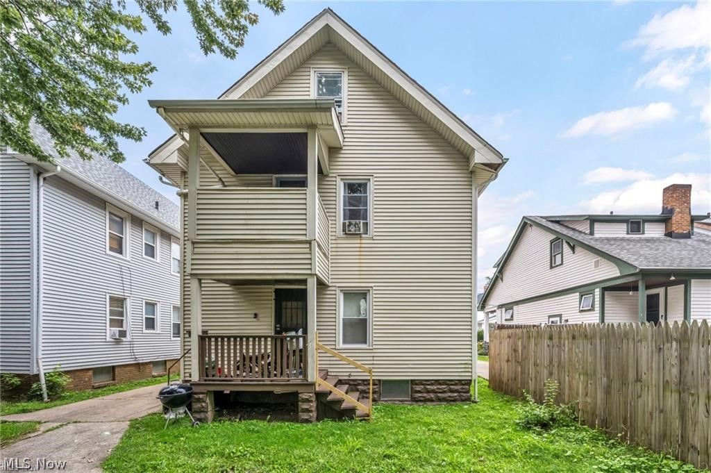 2822 Saratoga Avenue Cleveland OH 44109