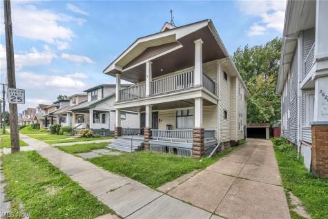 2822 Saratoga Avenue Cleveland OH 44109