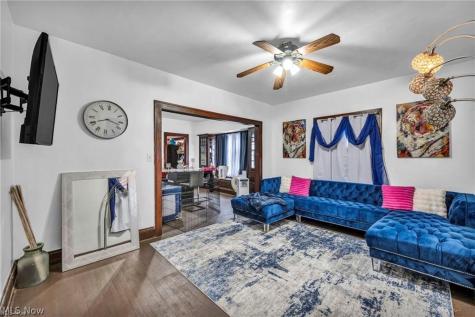 2822 Saratoga Avenue Cleveland OH 44109