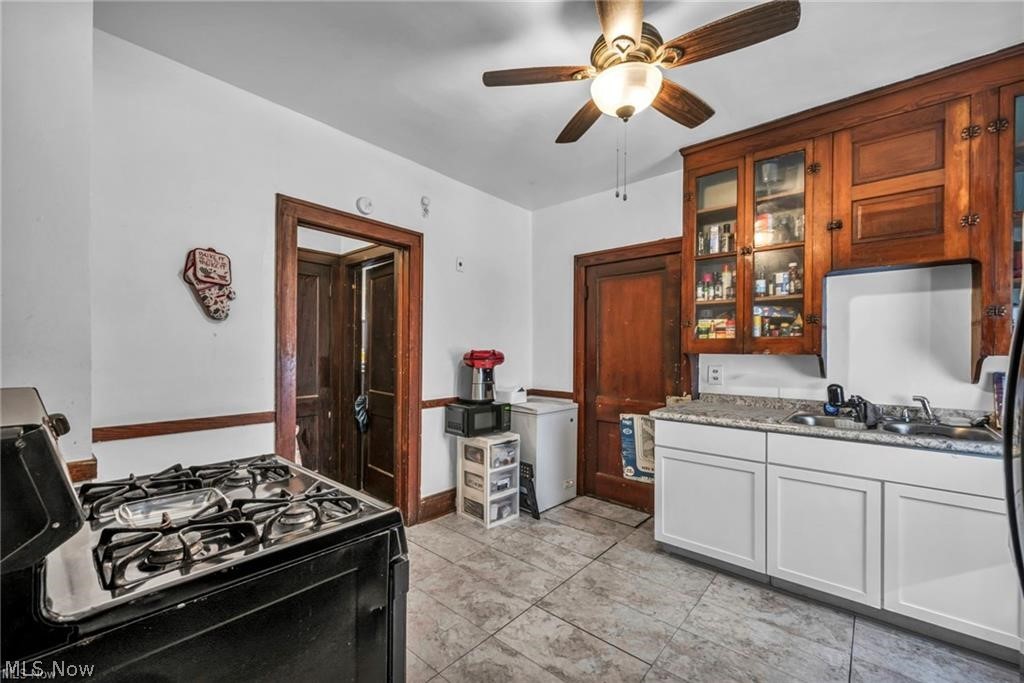2822 Saratoga Avenue Cleveland OH 44109