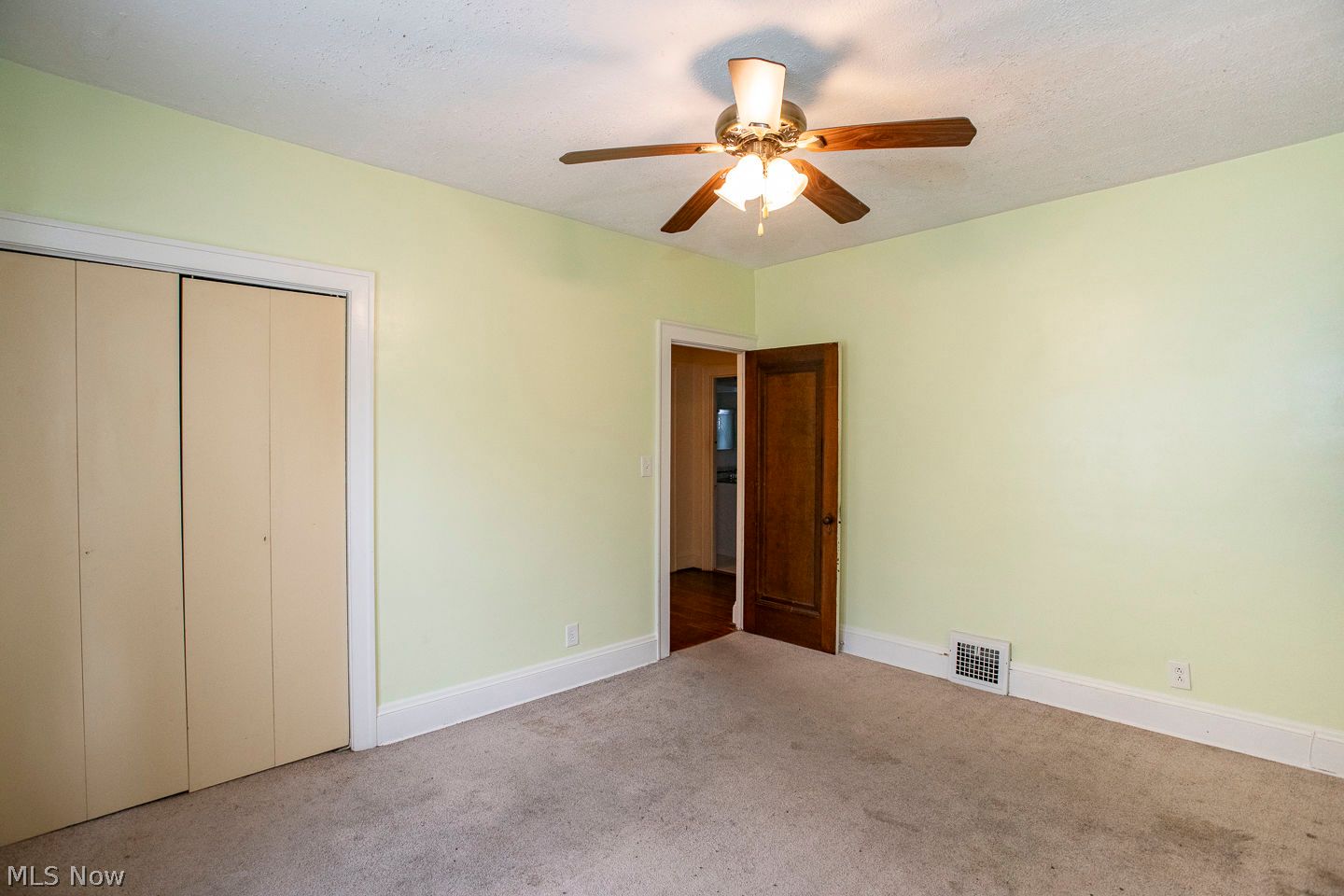 14534 Garfield Avenue Lakewood OH 44107