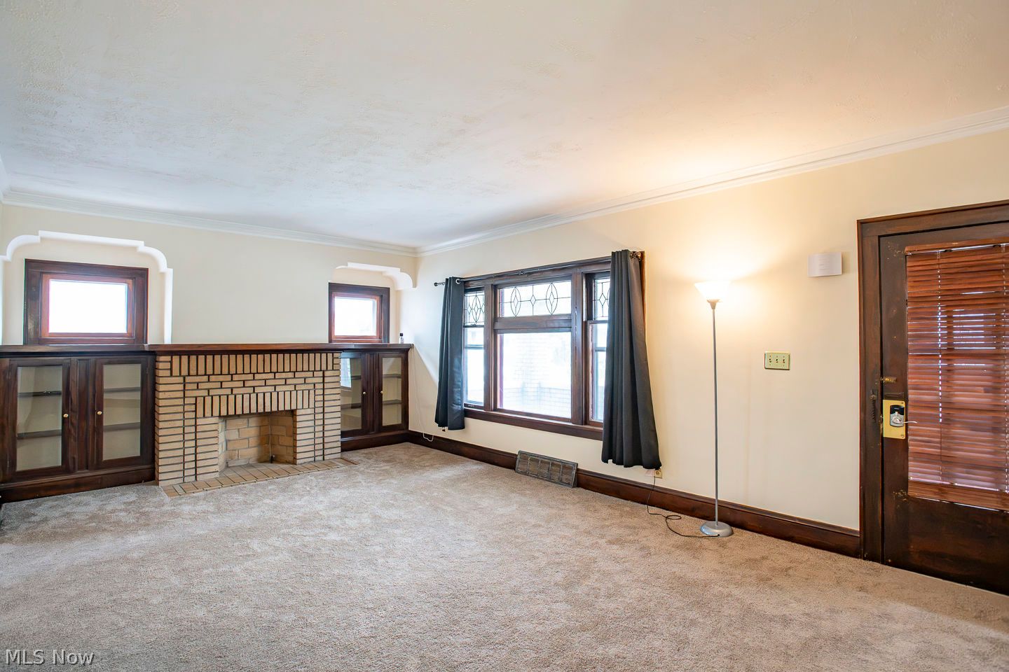 14534 Garfield Avenue Lakewood OH 44107