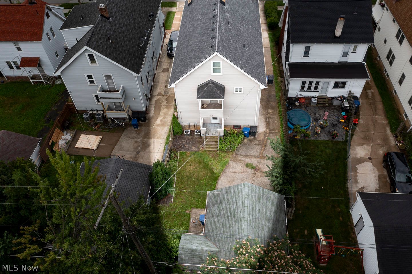 14534 Garfield Avenue Lakewood OH 44107