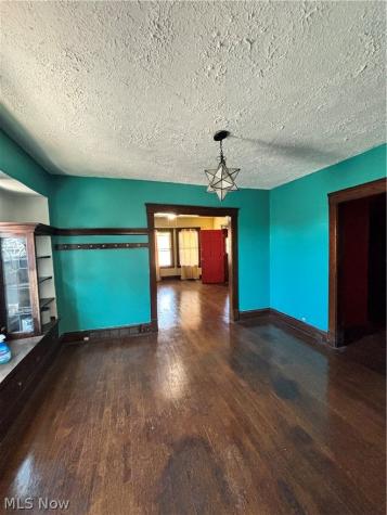 1422 W 112th Street Cleveland OH 44102