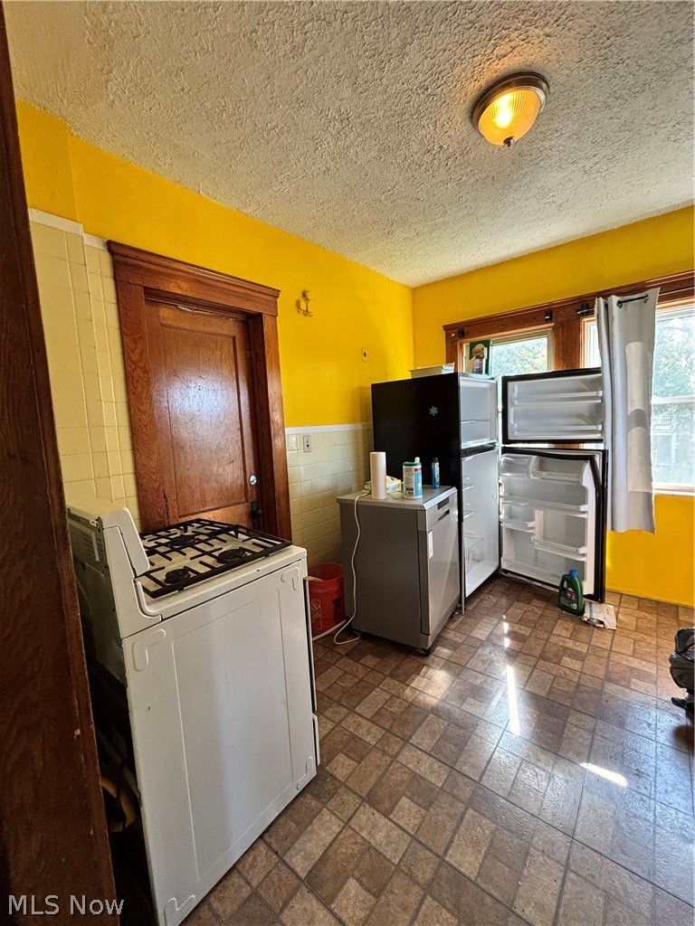 1422 W 112th Street Cleveland OH 44102