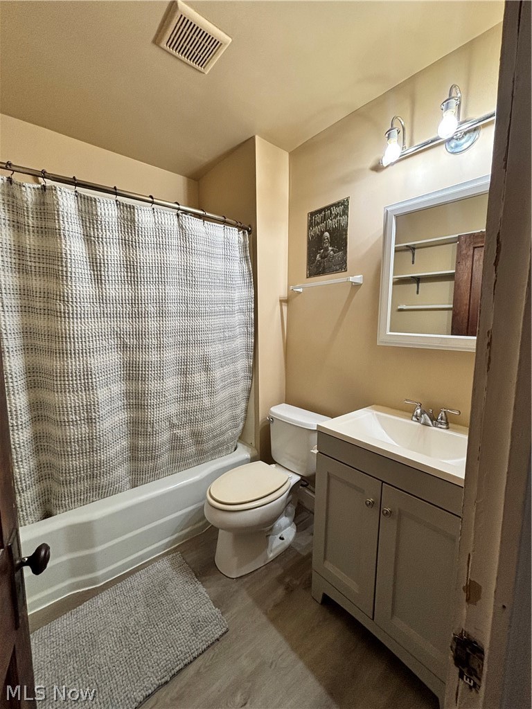 1422 W 112th Street Cleveland OH 44102