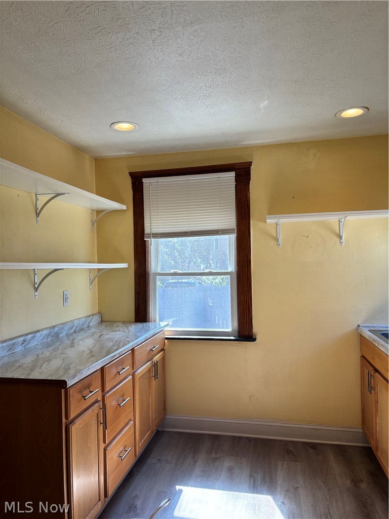 1422 W 112th Street Cleveland OH 44102