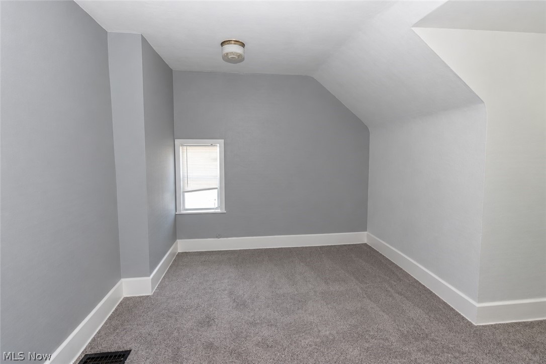 1037 W 8th Street Lorain OH 44052