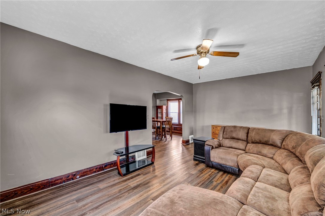 4352 W 47th Street Cleveland OH 44144