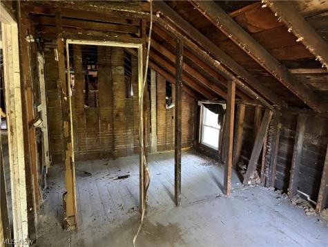 1960 W 48 Street Cleveland OH 44102