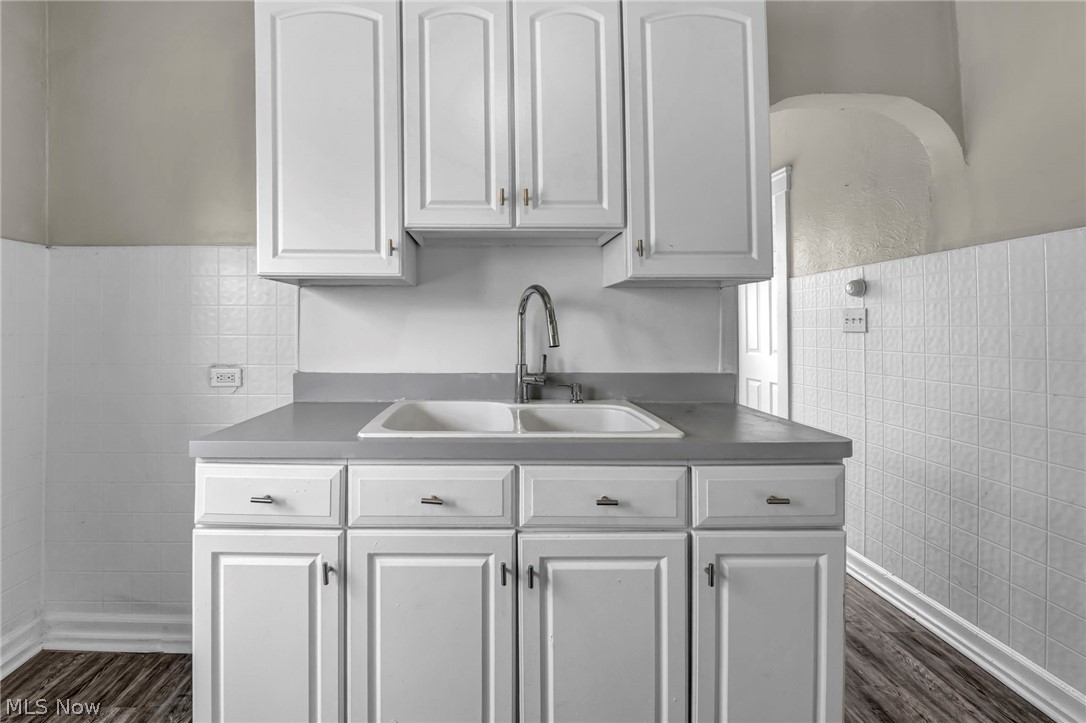 701 E 157th Street Cleveland OH 44110