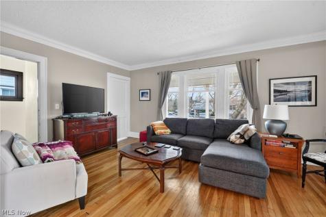 3221 Bradford Road Cleveland Heights OH 44118