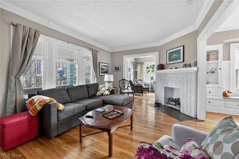 3221 Bradford Road Cleveland Heights OH 44118