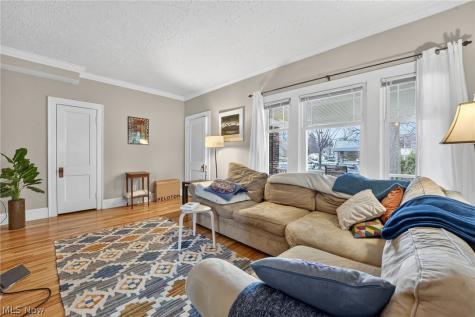 3221 Bradford Road Cleveland Heights OH 44118