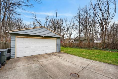 3221 Bradford Road Cleveland Heights OH 44118