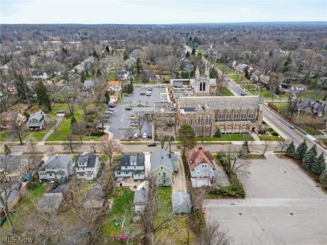 3221 Bradford Road Cleveland Heights OH 44118