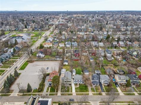 3221 Bradford Road Cleveland Heights OH 44118