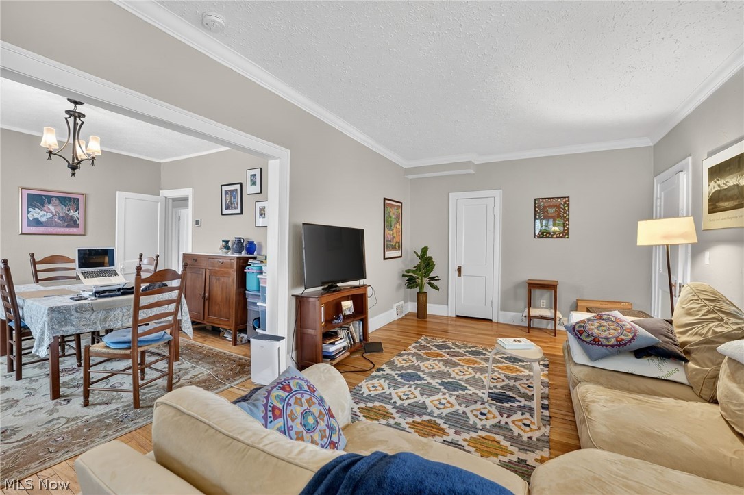 3221 Bradford Road Cleveland Heights OH 44118