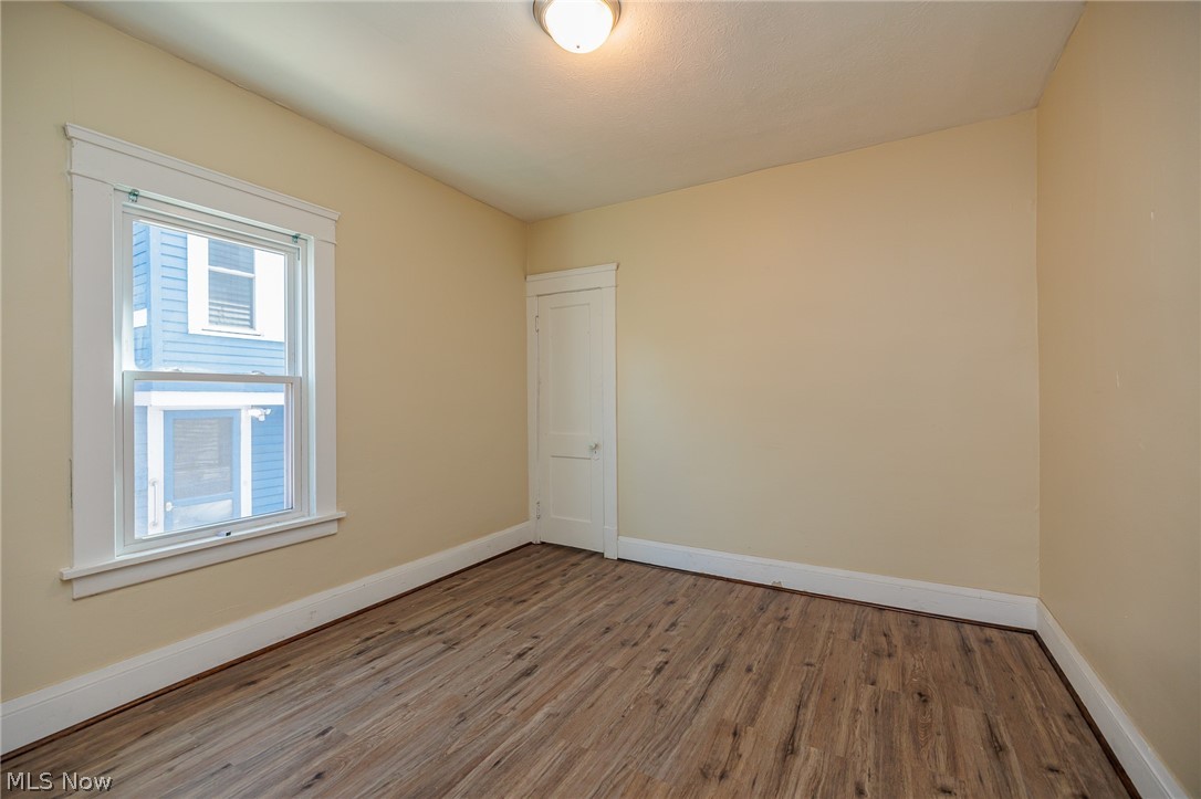 2215 W 101st Street Cleveland OH 44102