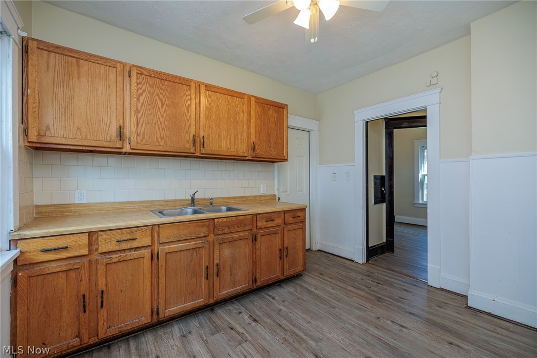 2215 W 101st Street Cleveland OH 44102