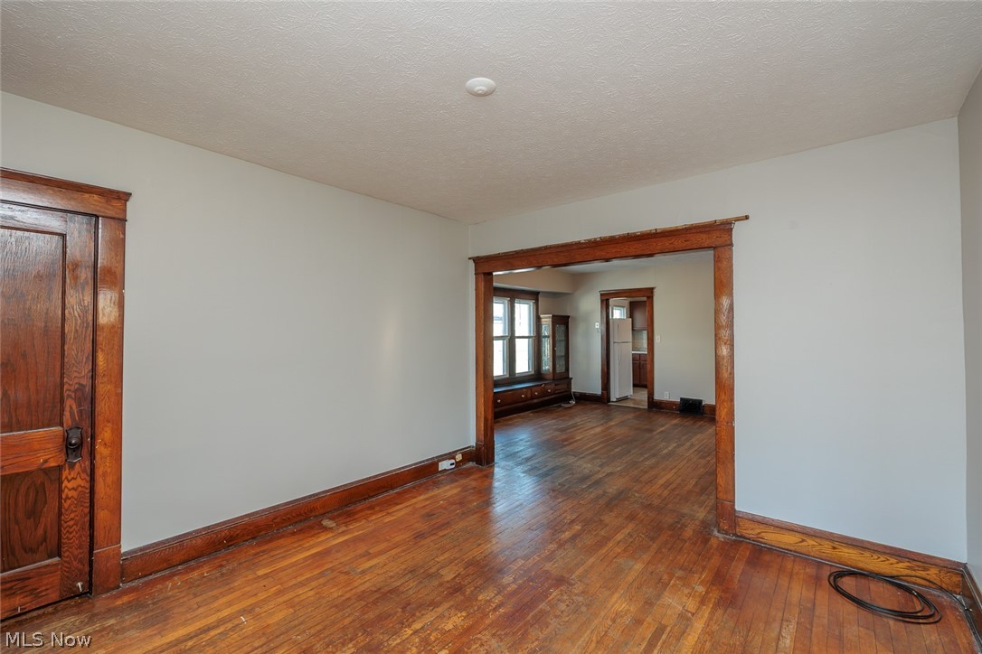 2215 W 101st Street Cleveland OH 44102
