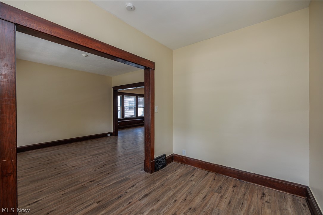 2215 W 101st Street Cleveland OH 44102