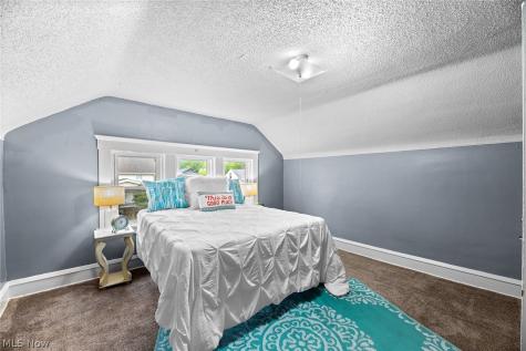 6206 Bradley Avenue Parma OH 44129