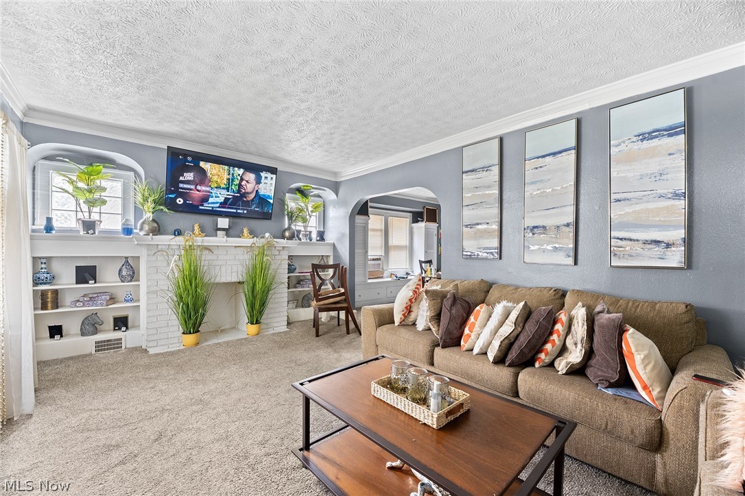 6206 Bradley Avenue Parma OH 44129