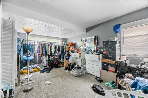 6206 Bradley Avenue Parma OH 44129