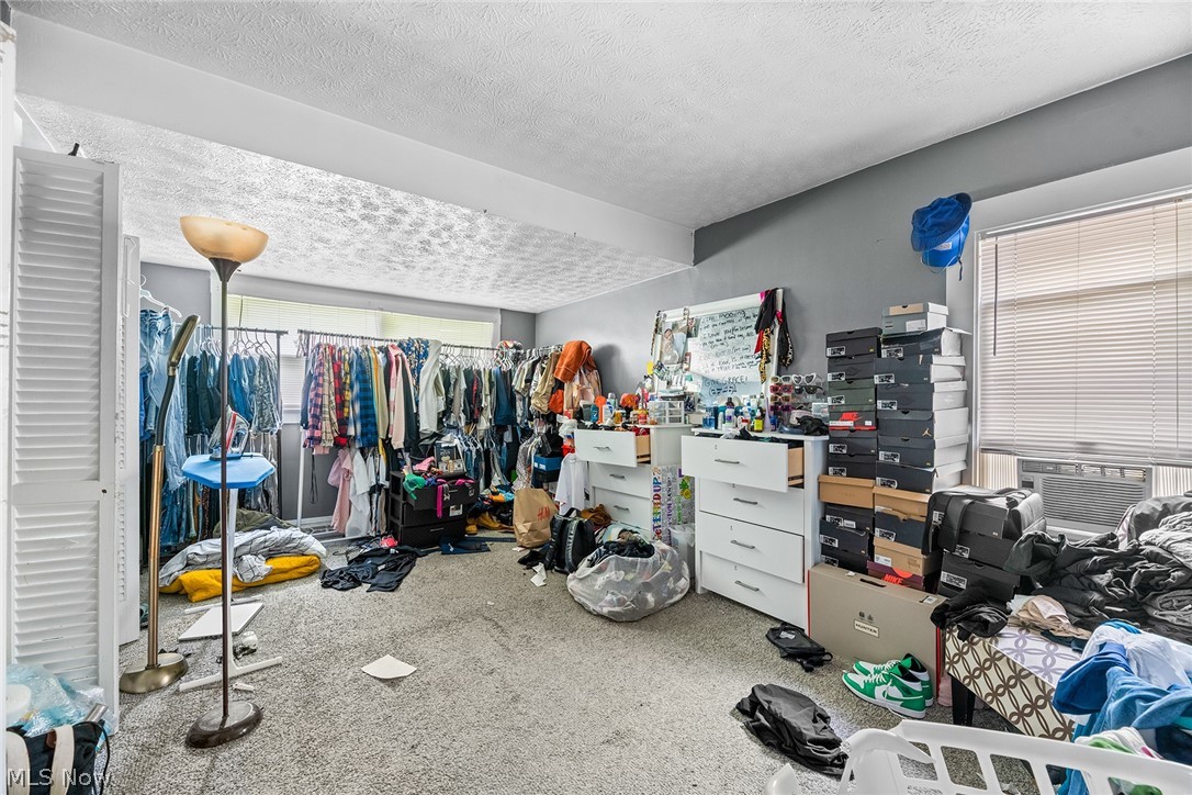 6206 Bradley Avenue Parma OH 44129