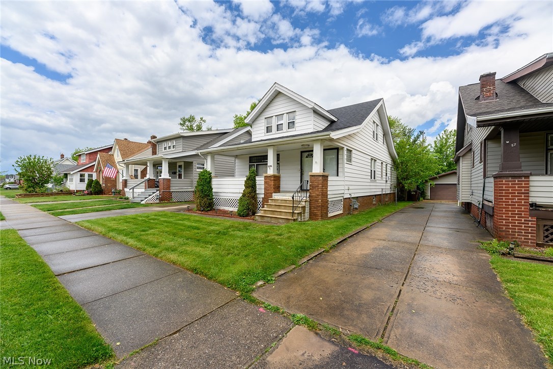 6206 Bradley Avenue Parma OH 44129
