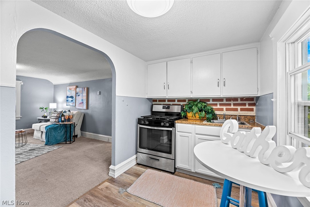6206 Bradley Avenue Parma OH 44129