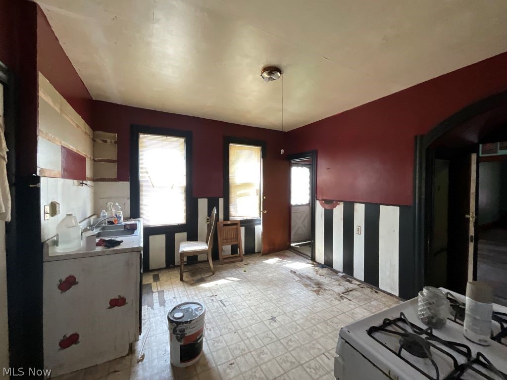 3357 W 30th Street Cleveland OH 44109