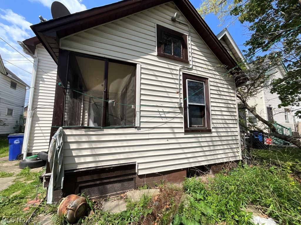 3357 W 30th Street Cleveland OH 44109