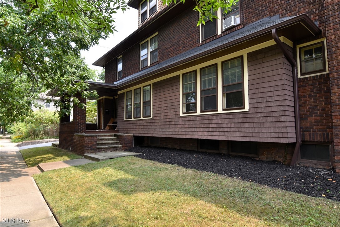 1955 Cottage Grove Drive Cleveland Heights OH 44118