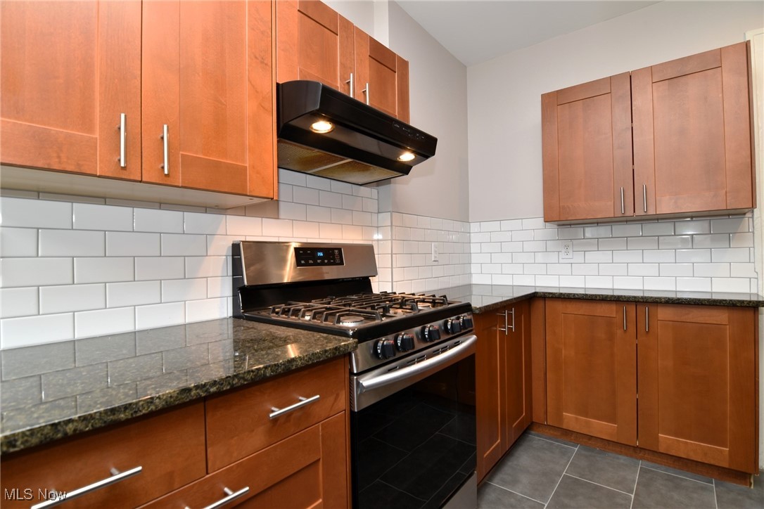 1955 Cottage Grove Drive Cleveland Heights OH 44118