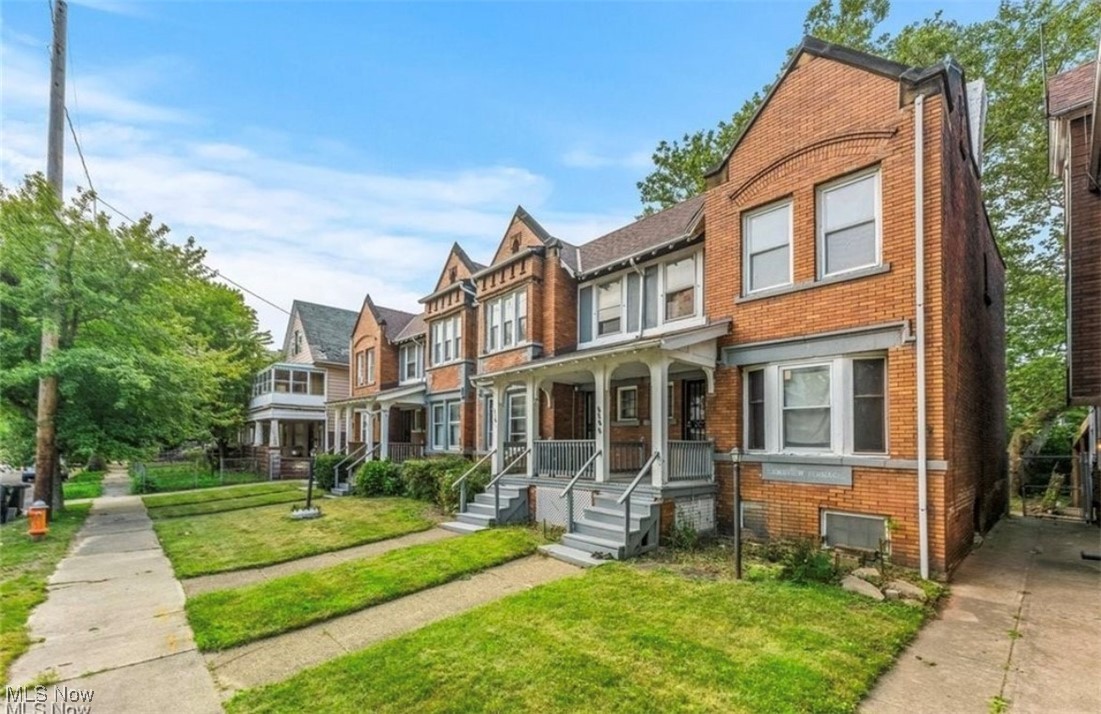 7507 Lawnview Avenue Cleveland OH 44103
