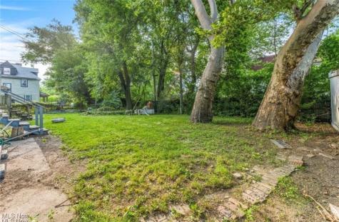 7507 Lawnview Avenue Cleveland OH 44103