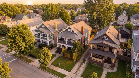 2021 Lewis Drive Lakewood OH 44107