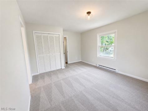 19208 Chagrin Shaker Heights OH 44122